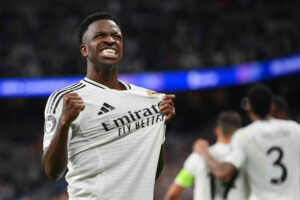 الأزمة تتصاعد بين فينيسيوس جونيور وريال مدريد مع اقتراب موسم 2025/2026