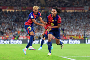 ديكو يكشف رغبة مانشستر سيتي في ضم كوندي